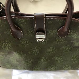 Dooney & Bourke green large purse w/change purse & eyeglass case.